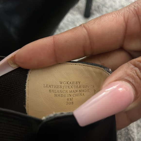 Leather boots - Picture 8 of 9